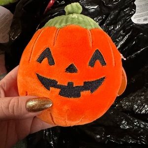 Paige the pumpkin 4 inch Squishmallow
